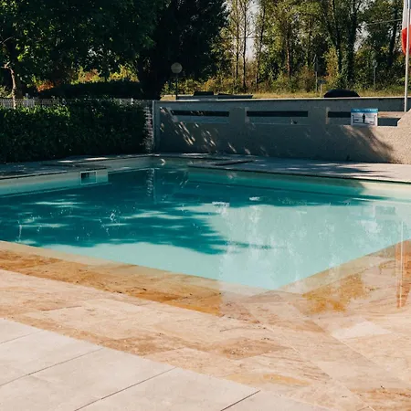 Campingplatz Les 4 Saisons Saint-Maurice-l'Exil